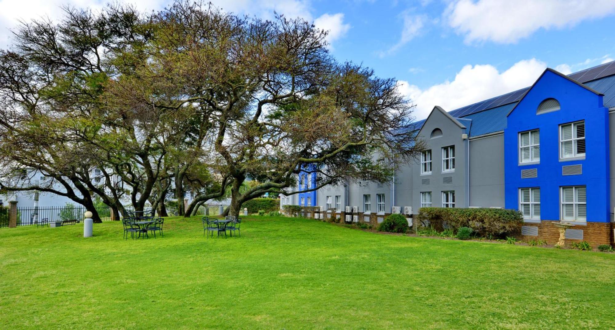 Town Lodge Bellville Buitenkant foto