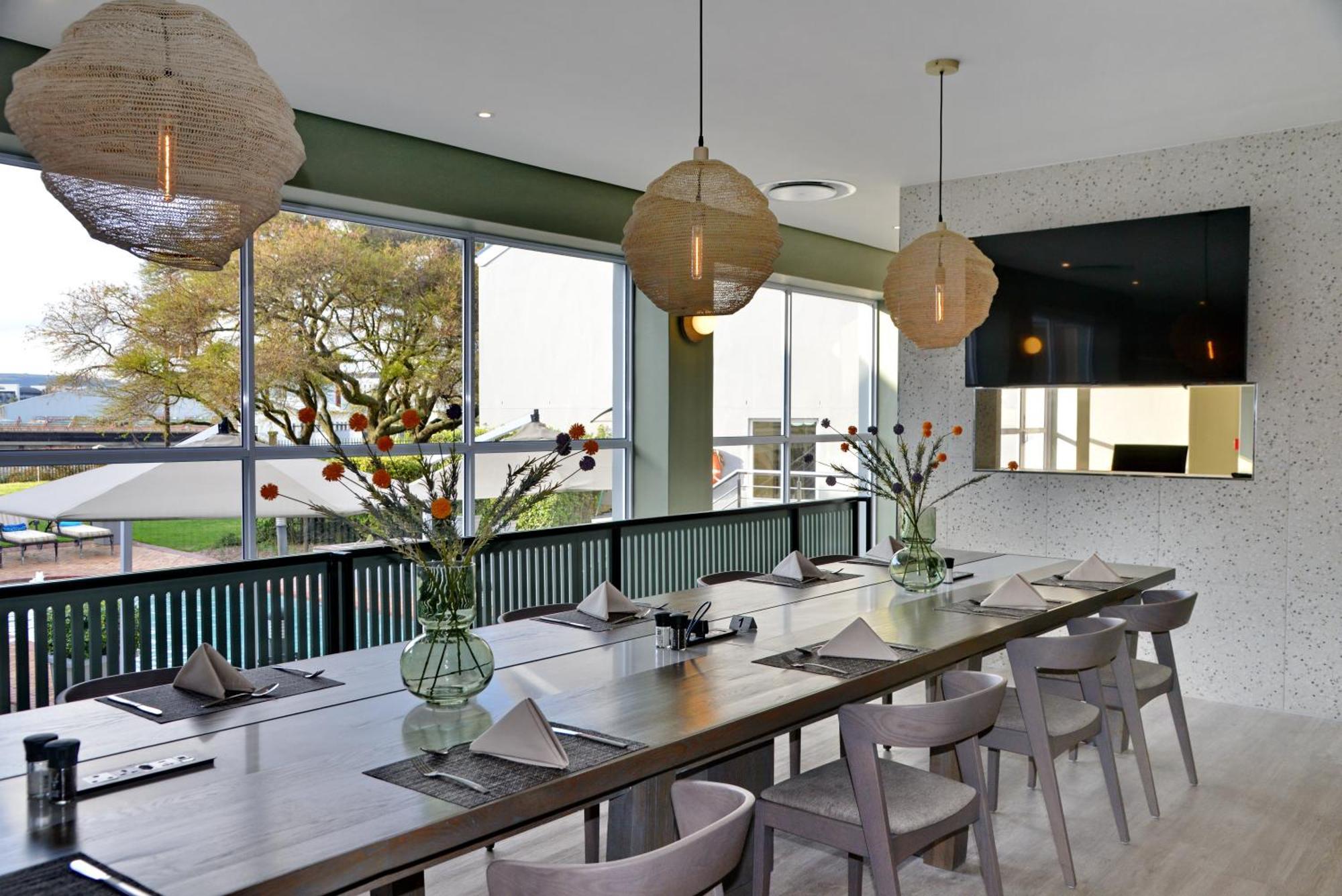 Town Lodge Bellville Buitenkant foto