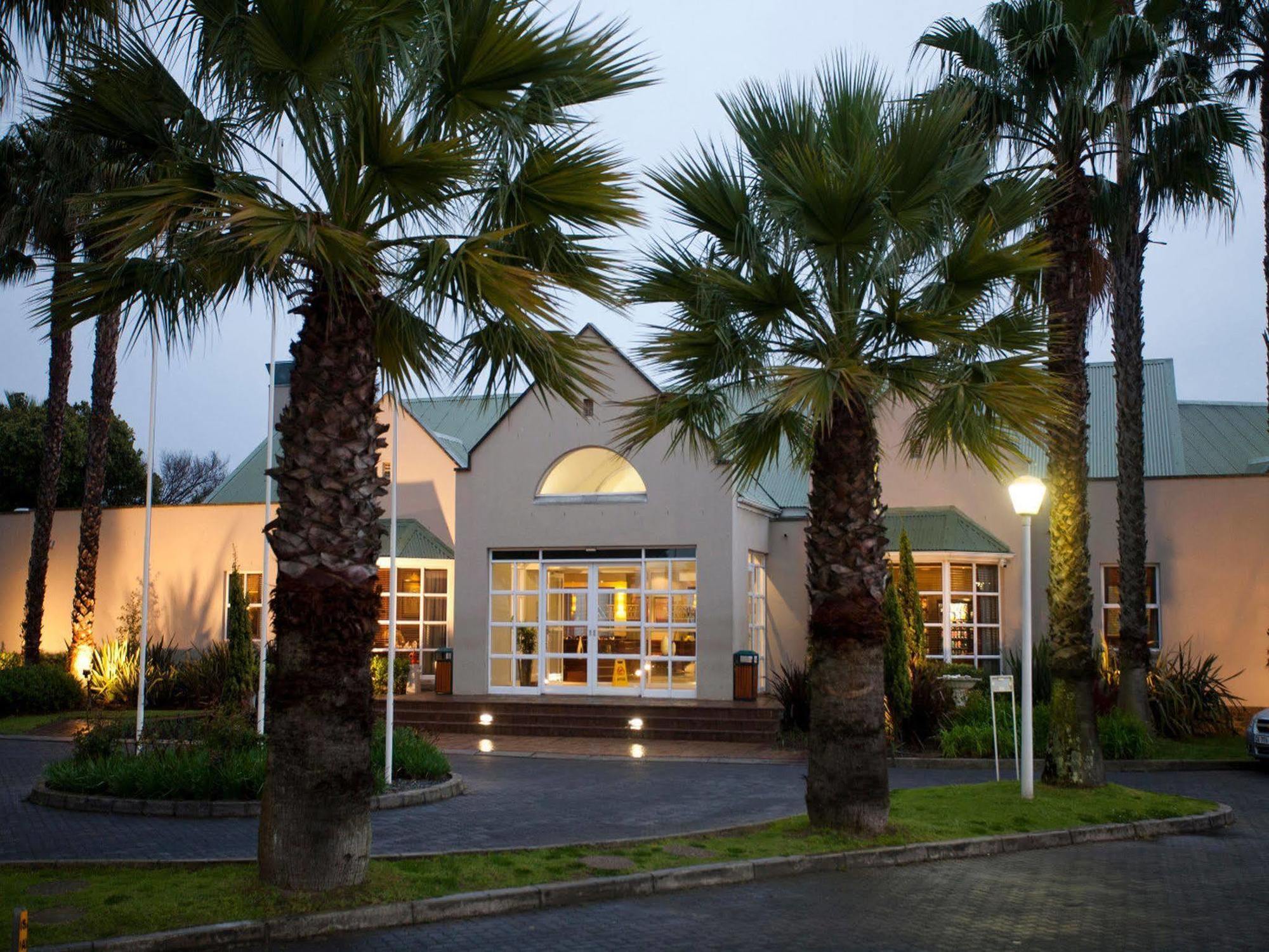 Town Lodge Bellville Buitenkant foto